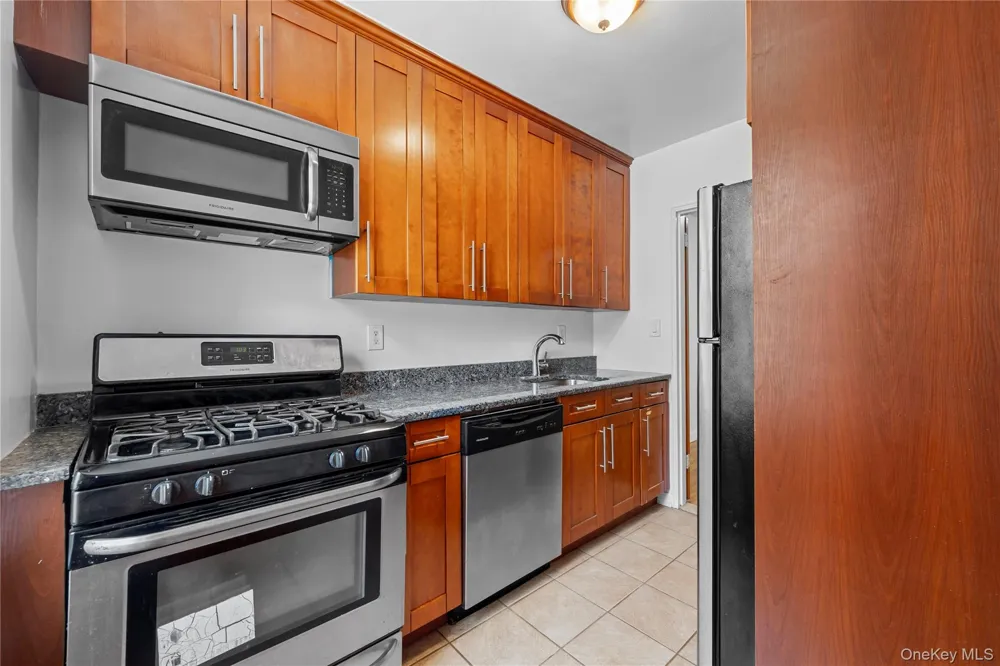 100-25 Queens Boulevard #4JJ Forest Hills, NY 11375