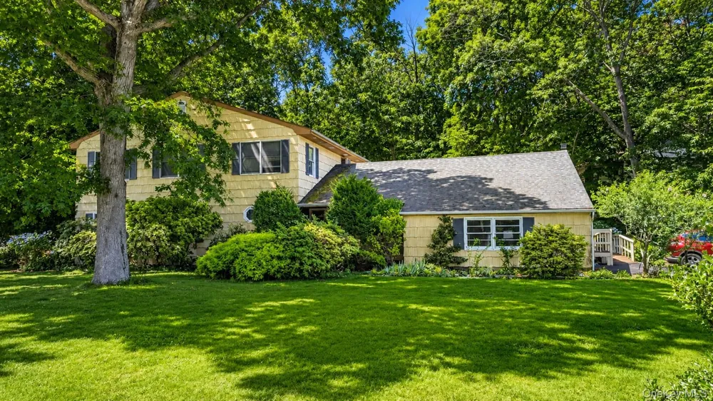 14 Tall Tree Lane Rocky Point, NY 11778