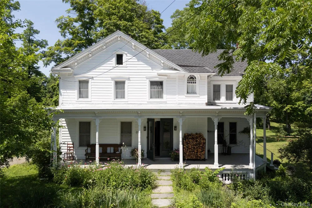 228 Main Street Germantown, NY 12526