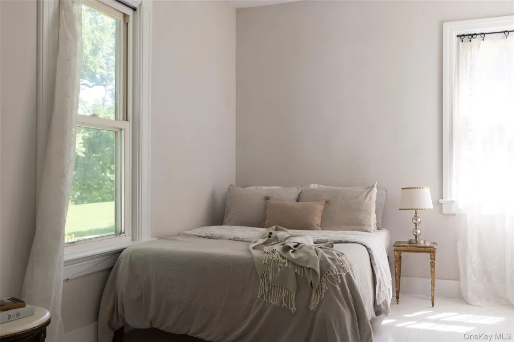 228 Main Street Germantown, NY 12526