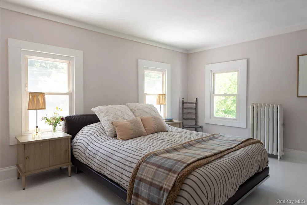 228 Main Street Germantown, NY 12526
