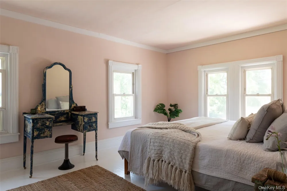 228 Main Street Germantown, NY 12526