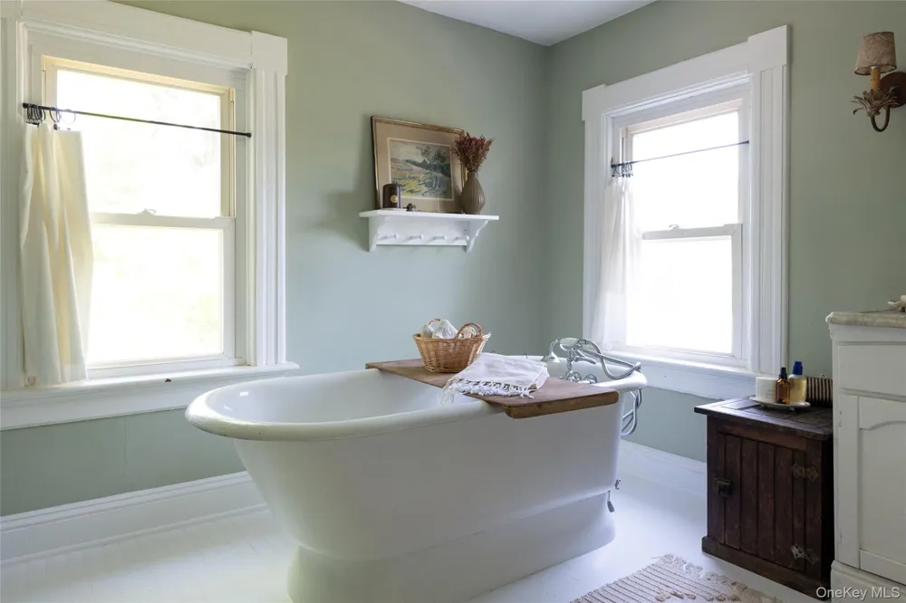 228 Main Street Germantown, NY 12526