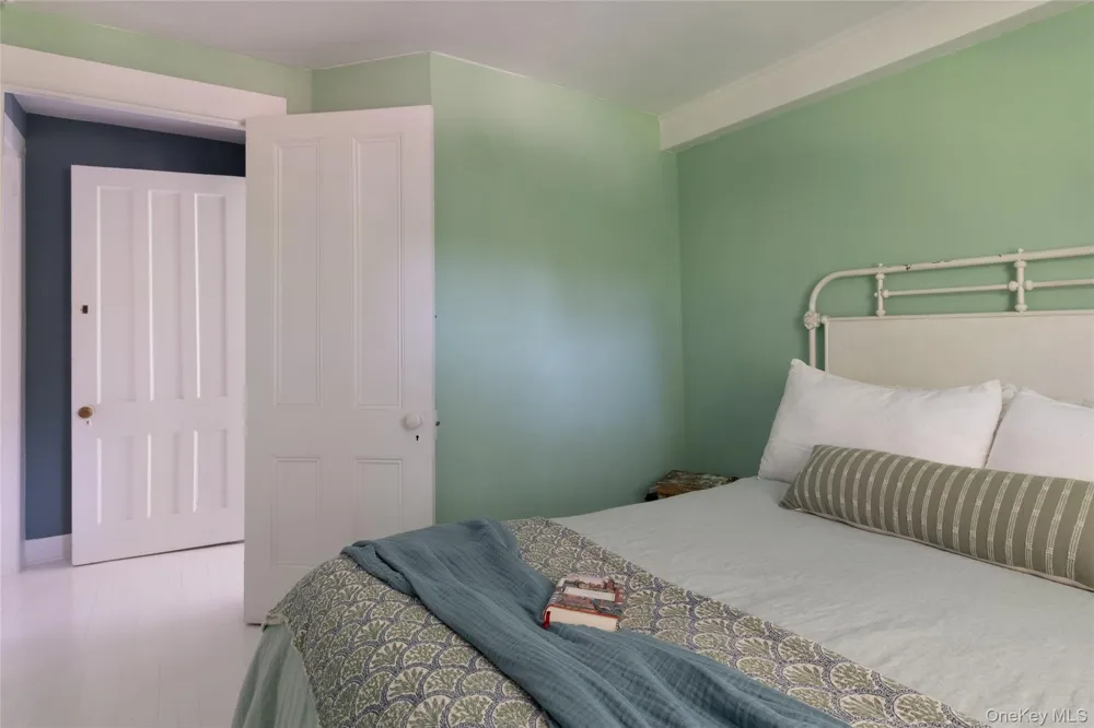 228 Main Street Germantown, NY 12526