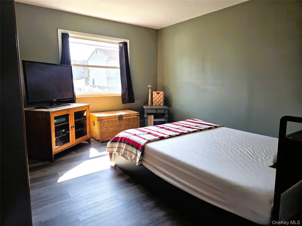 2706 Peconic Avenue Seaford, NY 11783