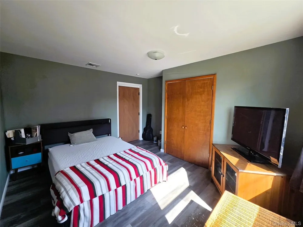 2706 Peconic Avenue Seaford, NY 11783