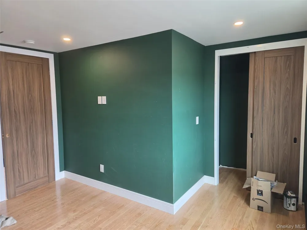 2706 Peconic Avenue Seaford, NY 11783