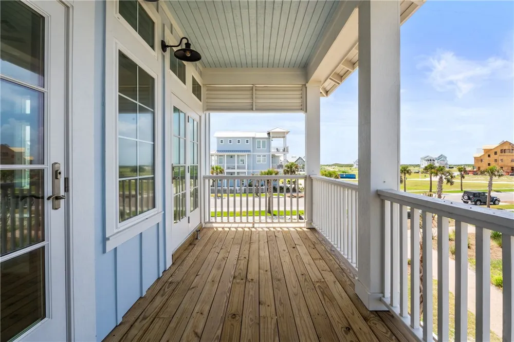 205 Horse Tail Lane Port Aransas, TX 78373