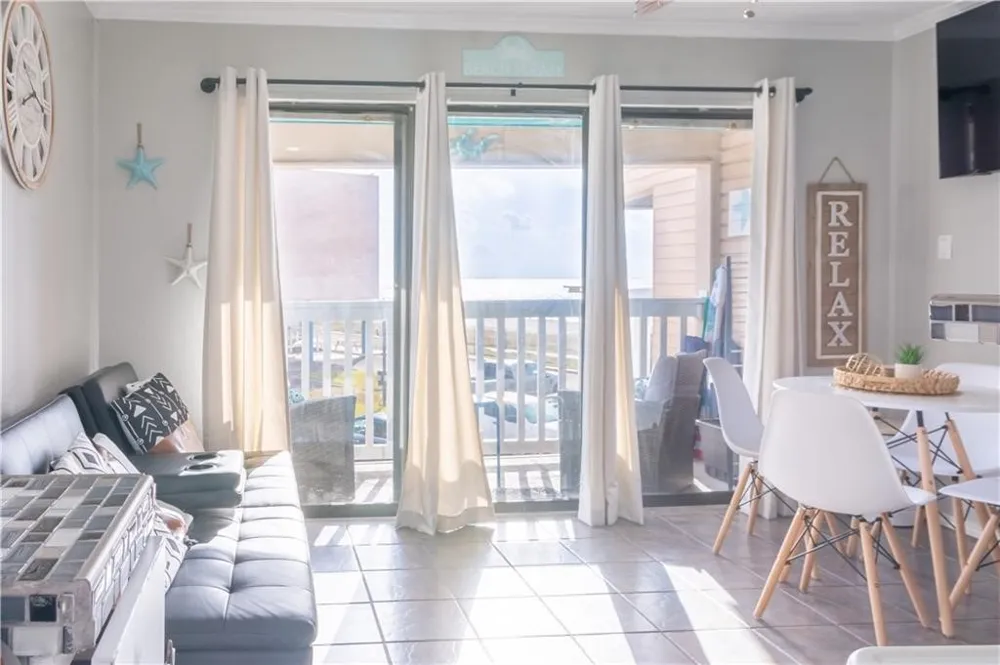 3938 Surfside Boulevard #1113 Corpus Christi, TX 78402