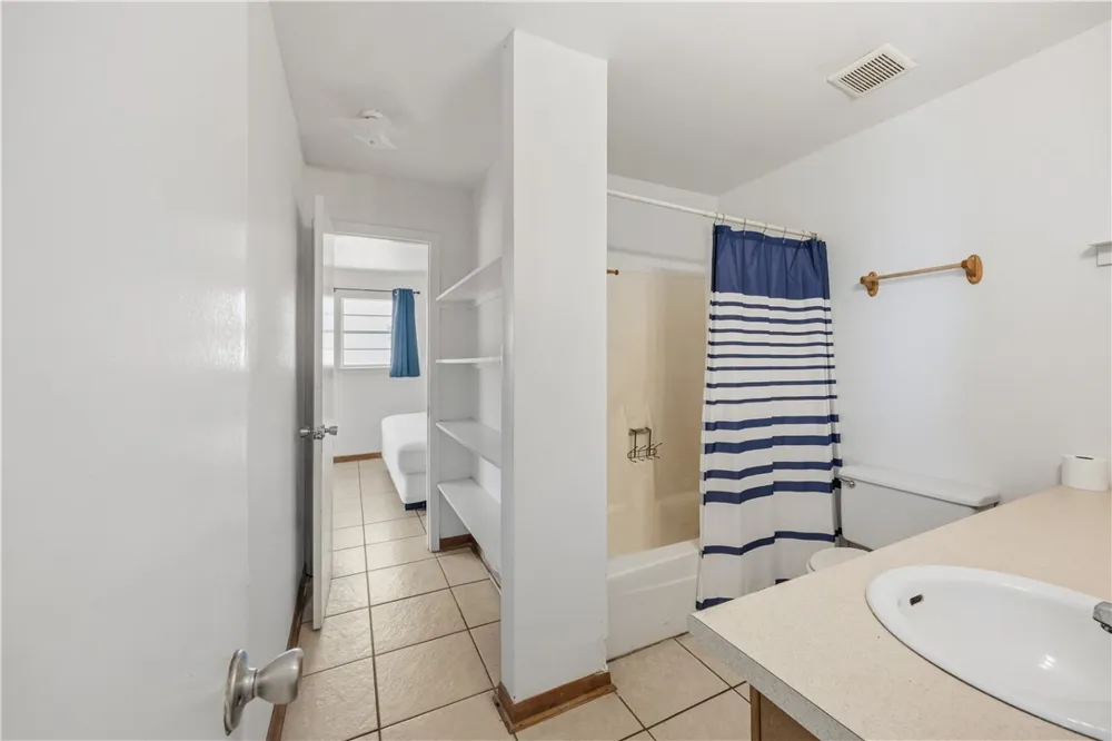 4301 Gulfbreeze Boulevard Corpus Christi, TX 78402