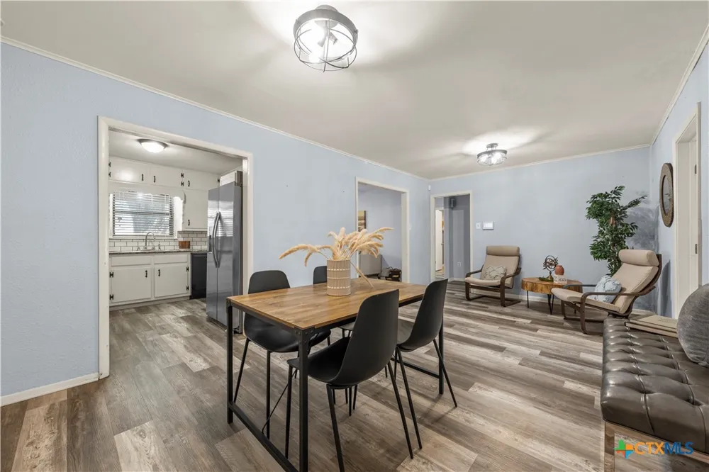 901 Main Street West, TX 76691