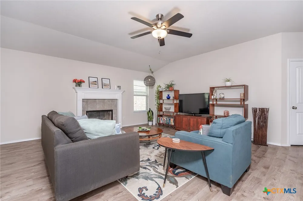 5343 Dauphin Drive Belton, TX 76513