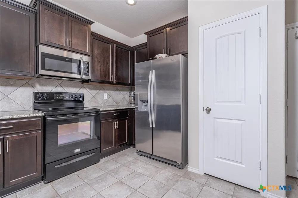 5343 Dauphin Drive Belton, TX 76513