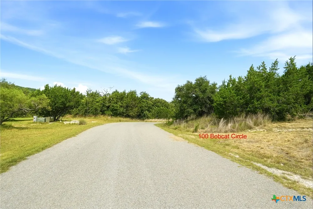 100 Bobcat Cir. Bertram, TX 78605