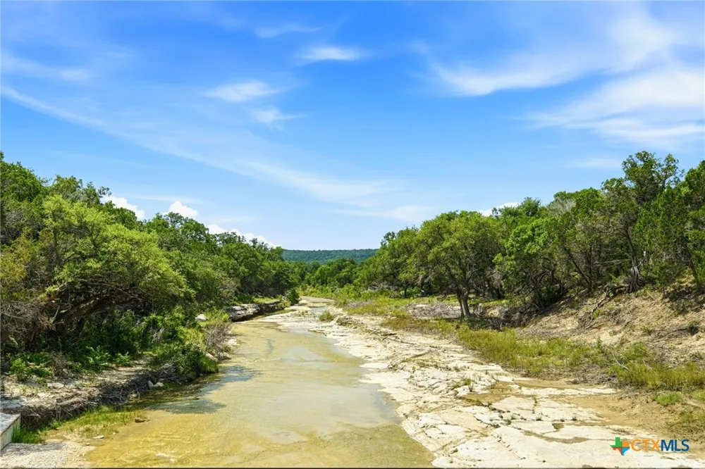 100 Bobcat Cir. Bertram, TX 78605