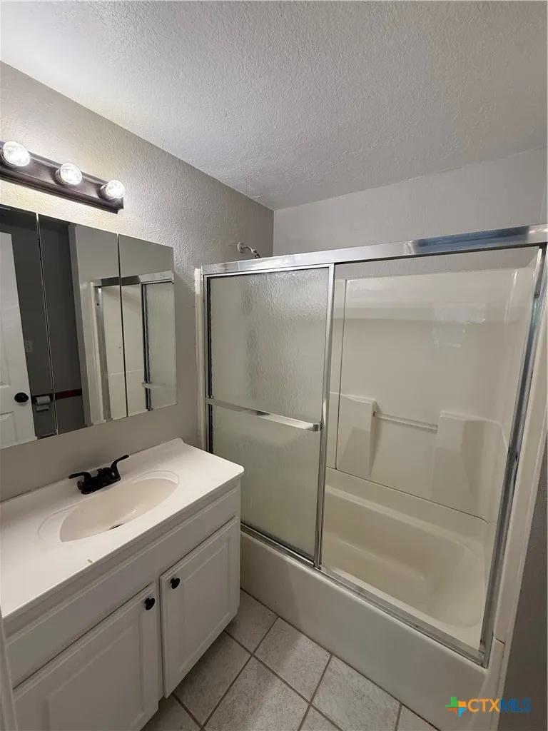 19959 Fm 306 #A Canyon Lake, TX 78133