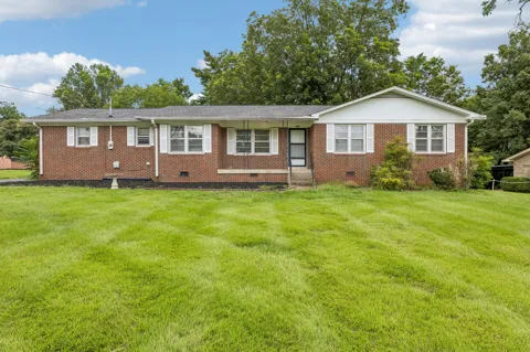 950 Fairlane Dr