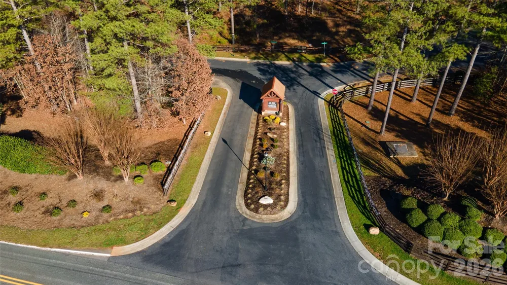 1036 W Paradise Harbor Drive Connelly Springs, NC 28612