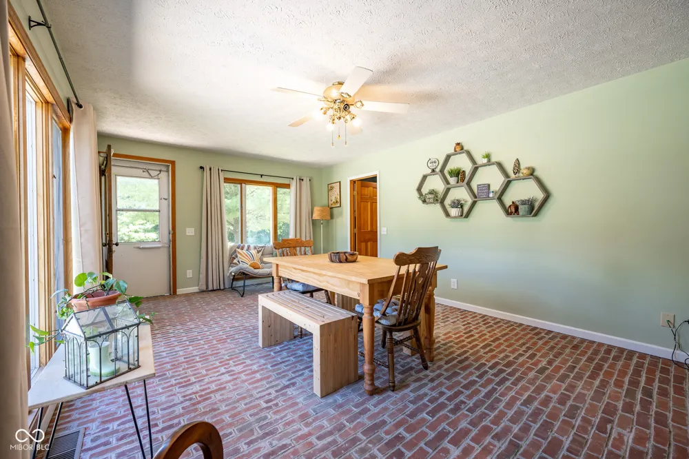 8108 S County Road 450 W Reelsville, IN 46171