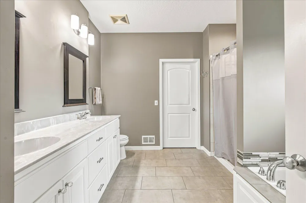 22508 Zion Parkway NW Oak Grove, MN 55005