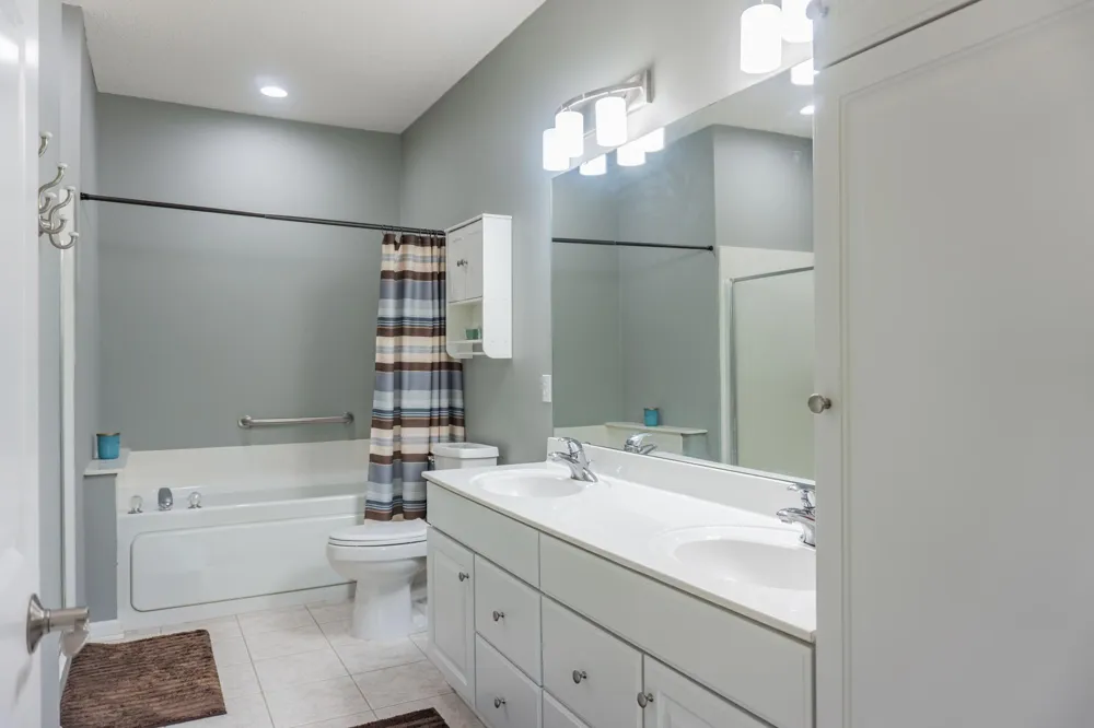 988 Daylily Drive Victoria, MN 55386