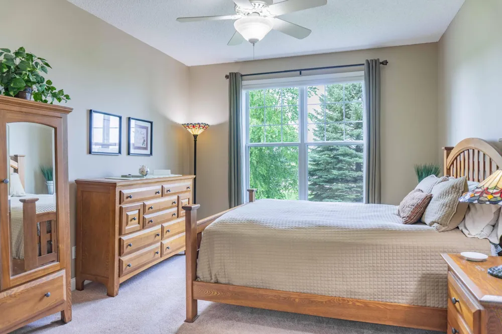 988 Daylily Drive Victoria, MN 55386