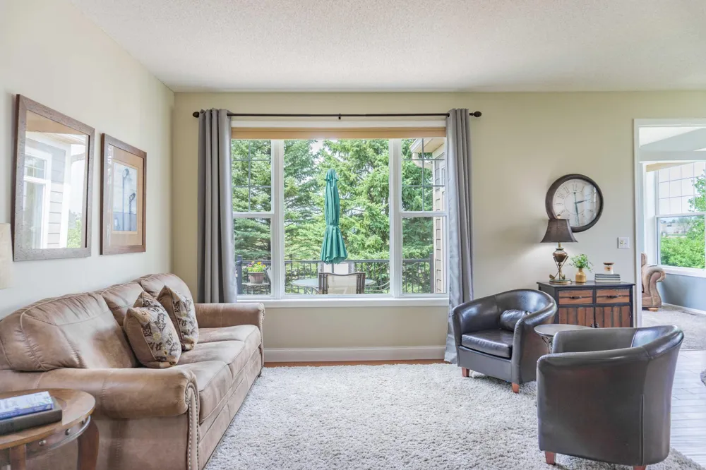 988 Daylily Drive Victoria, MN 55386