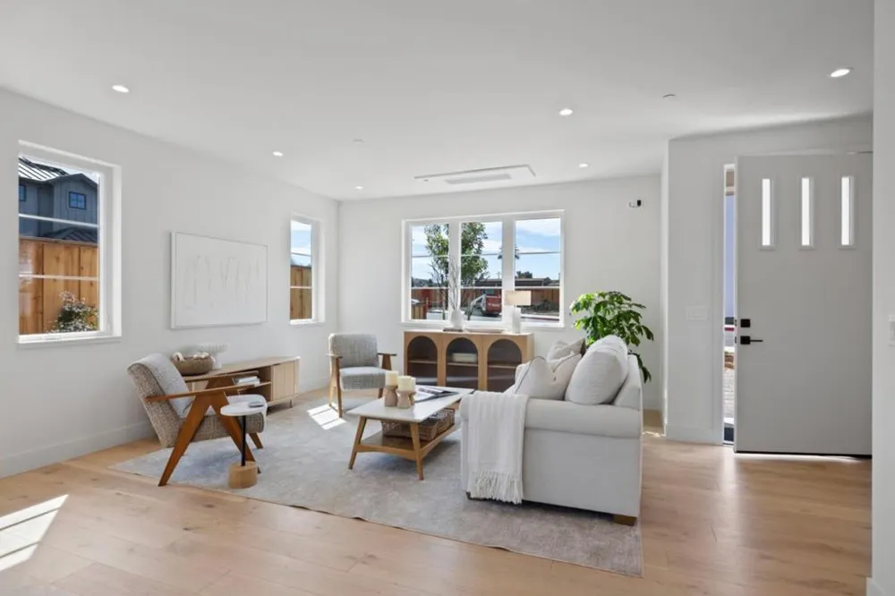 577 Creekside Court Half Moon Bay, CA 94019
