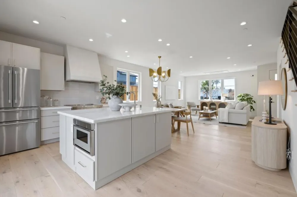 577 Creekside Court Half Moon Bay, CA 94019