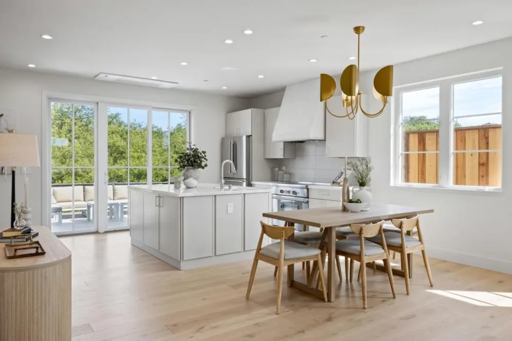577 Creekside Court Half Moon Bay, CA 94019