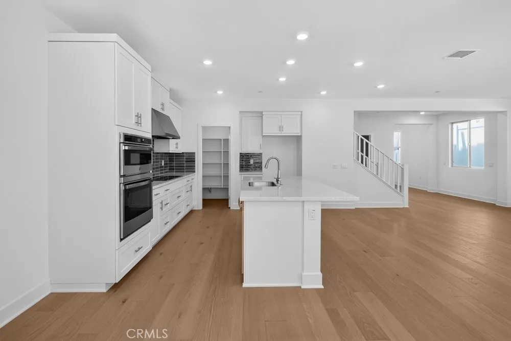 475 Citrus Oak Road Glendora, CA 91740