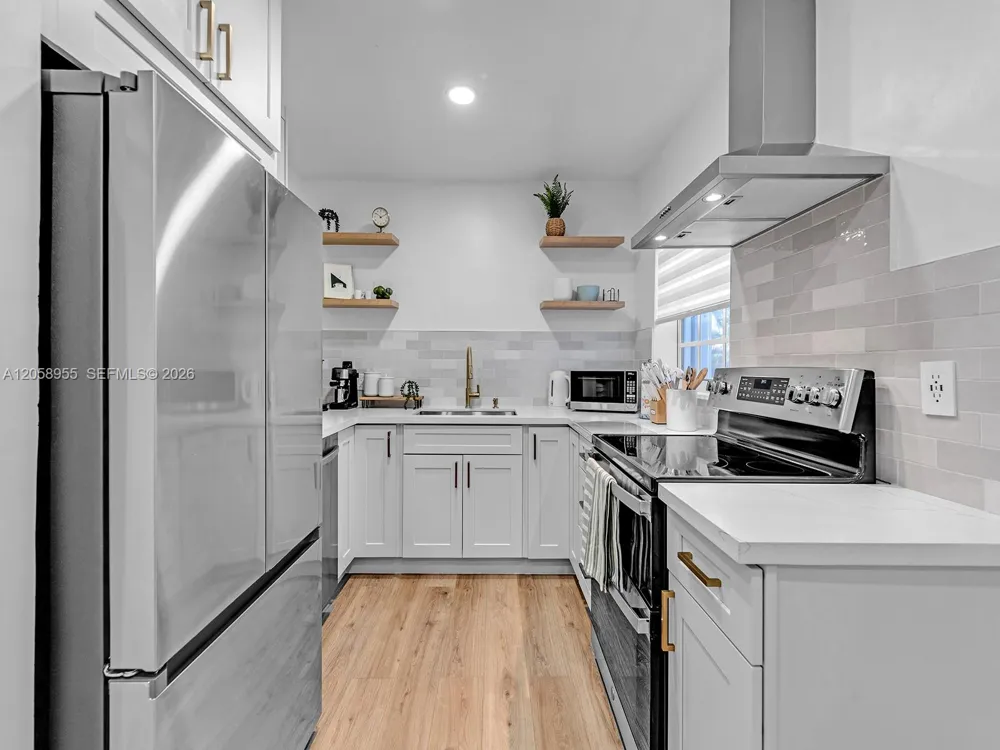 430 Forrest Dr Miami Springs, FL 33166