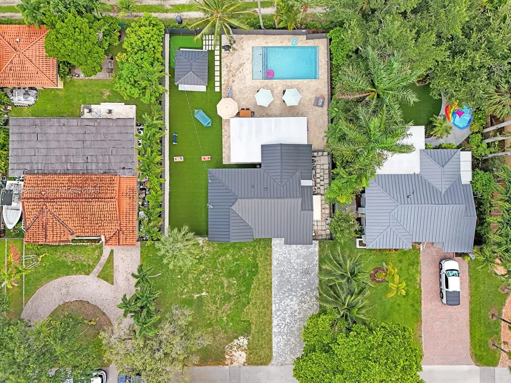 430 Forrest Dr Miami Springs, FL 33166