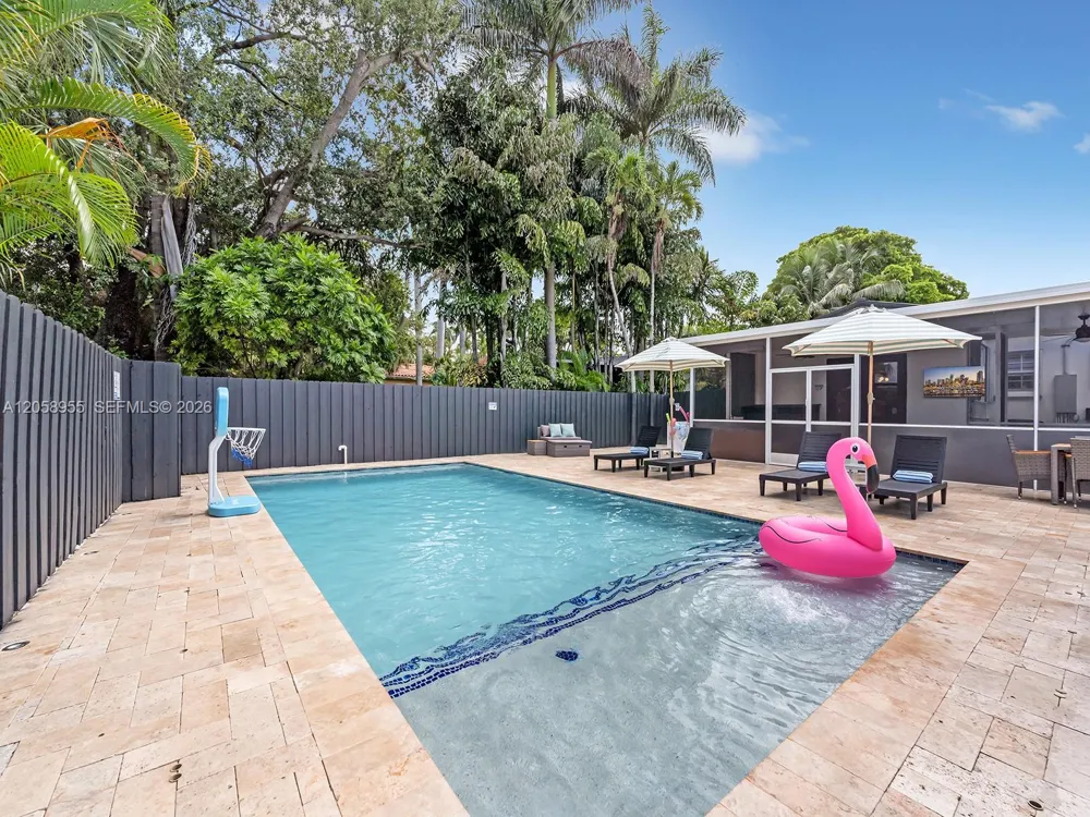 430 Forrest Dr Miami Springs, FL 33166