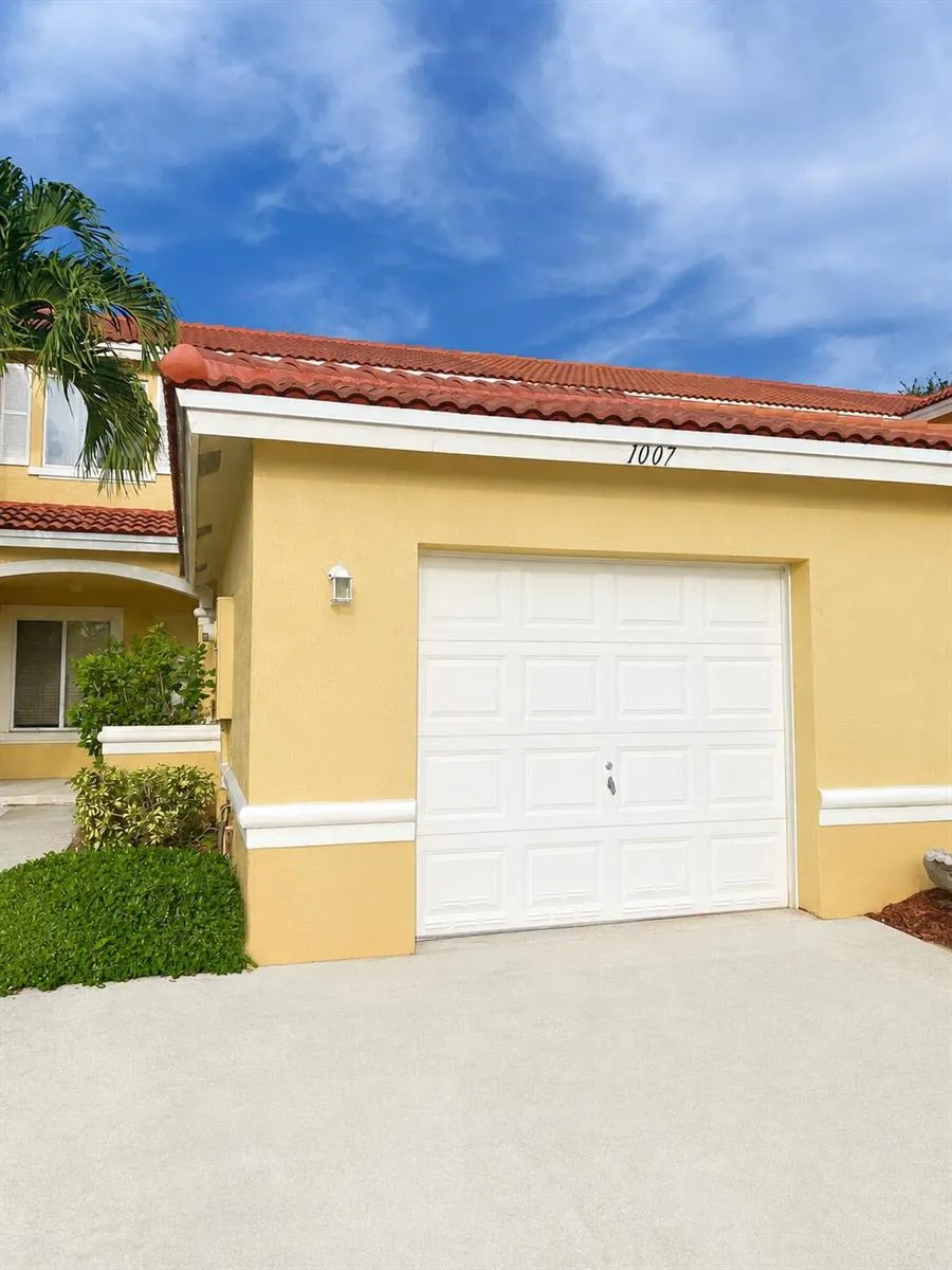 1007 Arezzo Circle Boynton Beach, FL 33436