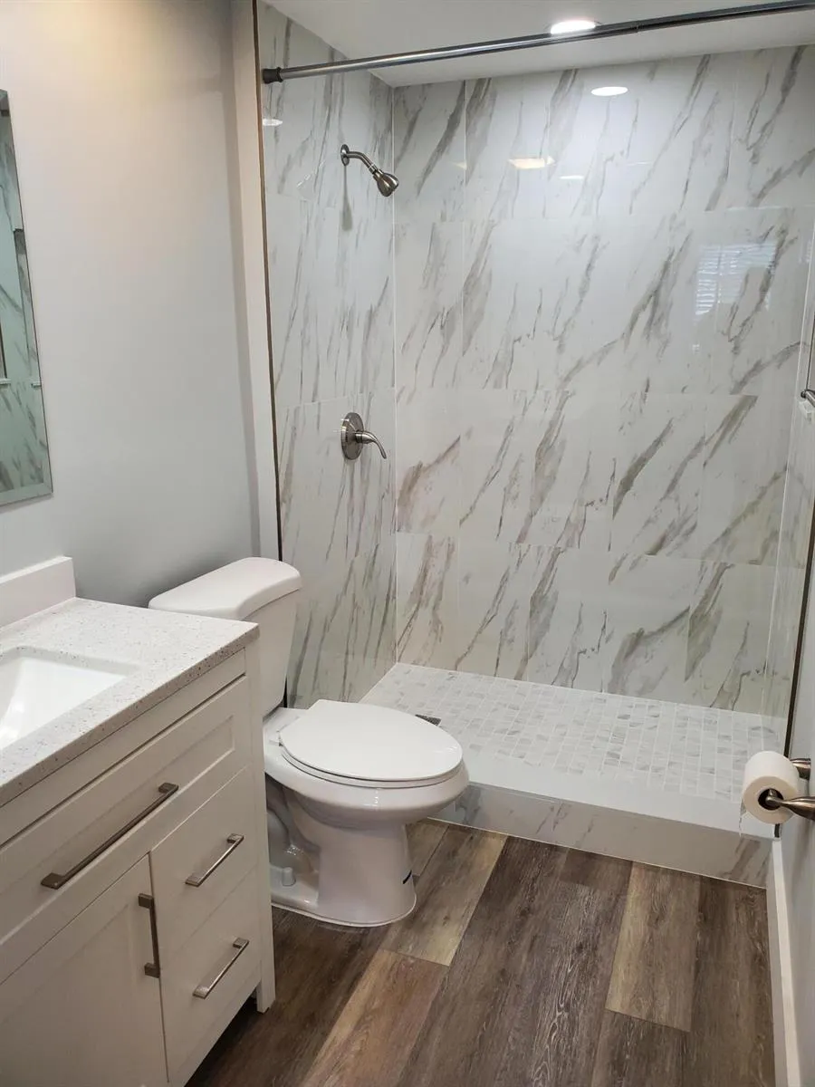 8070 NOB HILL ROAD #106 Tamarac, FL 33321