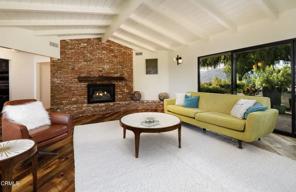 1417 Foothill Road Ojai, CA 93023