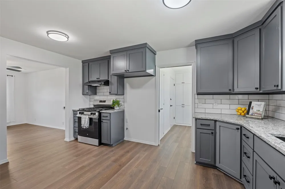 1032 Grandview Bartlesville, OK 74006