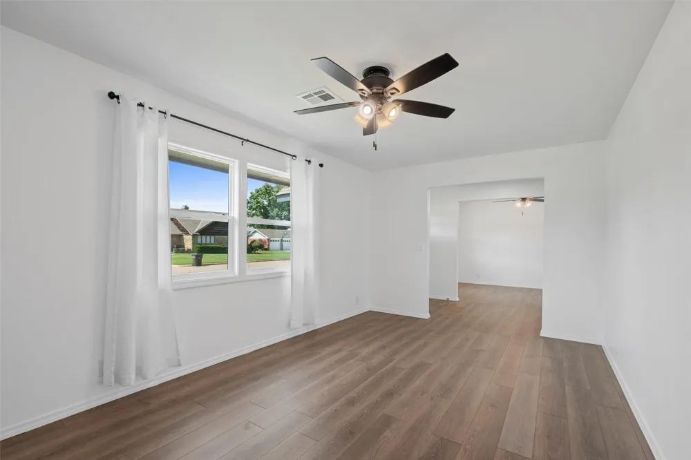 1032 Grandview Bartlesville, OK 74006