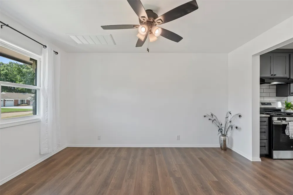 1032 Grandview Bartlesville, OK 74006