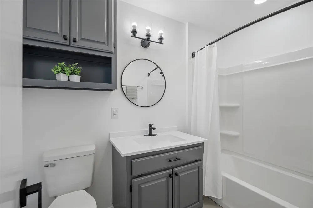 1032 Grandview Bartlesville, OK 74006