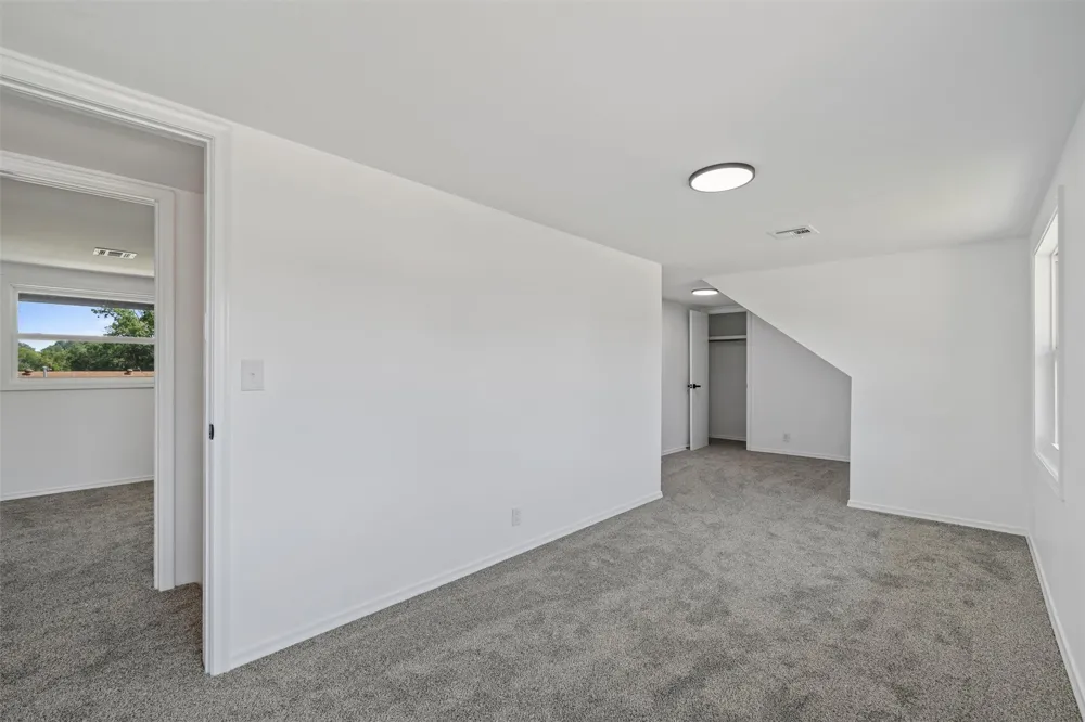 1032 Grandview Bartlesville, OK 74006