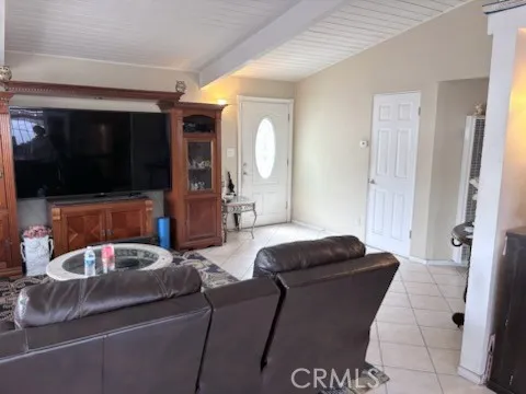 11930 Bromont Pacoima, CA 91331