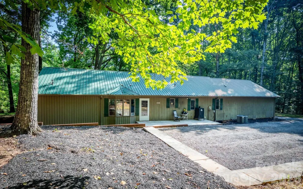 272 Massey Deal Road Statesville, NC 28625