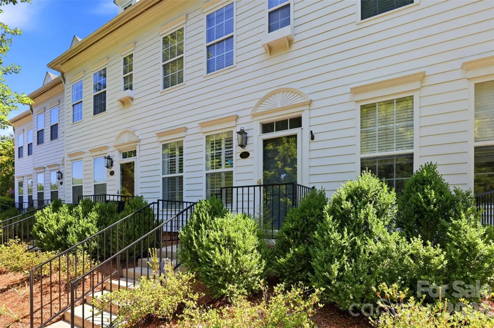 312 Park Square Place Matthews, NC 28105