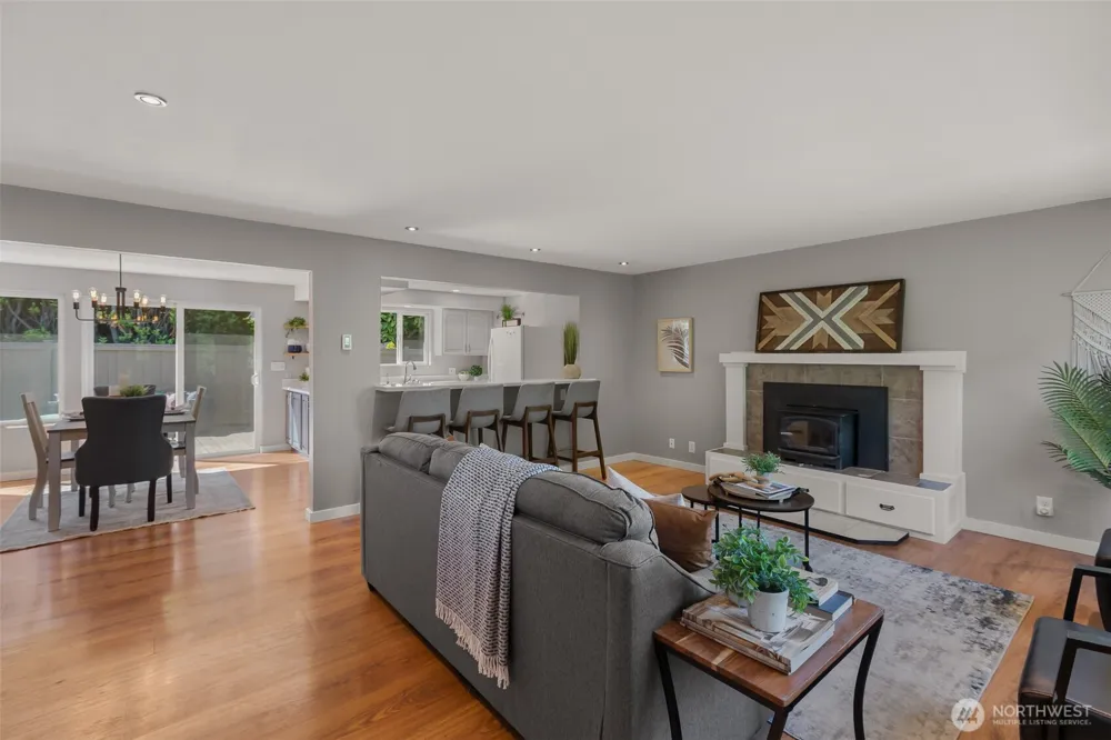 10527 Beardslee Boulevard Bothell, WA 98011