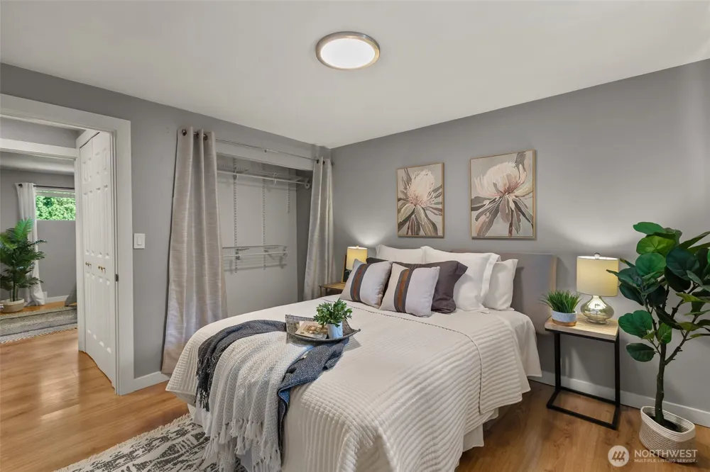 10527 Beardslee Boulevard Bothell, WA 98011