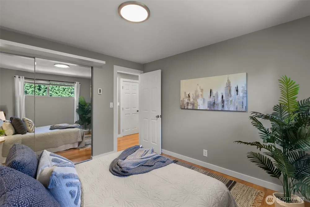 10527 Beardslee Boulevard Bothell, WA 98011