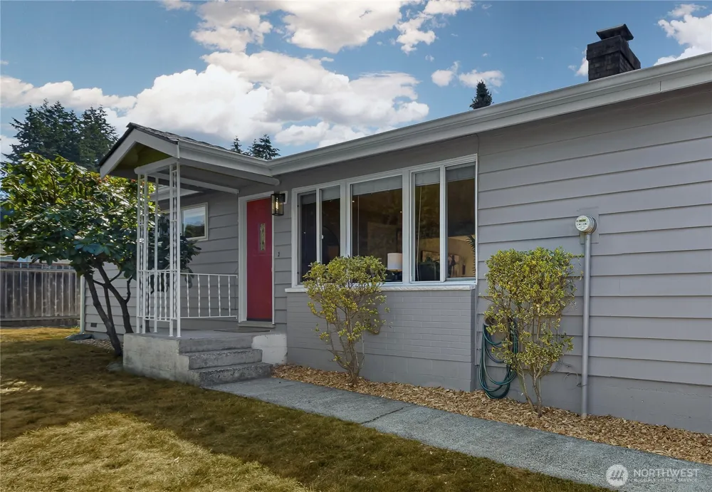 10527 Beardslee Boulevard Bothell, WA 98011