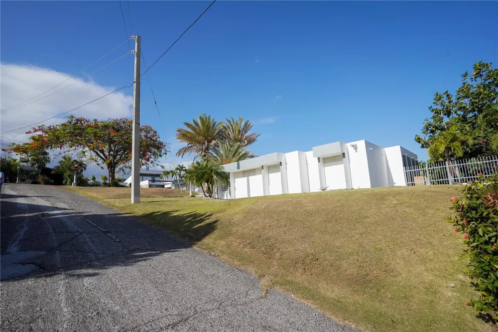 3505 LA SANTA EL MONTE Ponce, PR 00716
